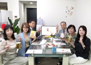 毎週火曜日はスタッフミーティング。ハピネスでは私たち６人が会員様をサポートさせて...