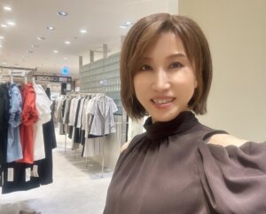 そろそろ婚活服の衣替えの季節です♪ 昨日の幸子お姉さんは久しぶりに女性会員さまと...