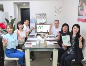 毎週火曜日はスタッフミーティング! 先週はシルバーウィークということで1回休みま...